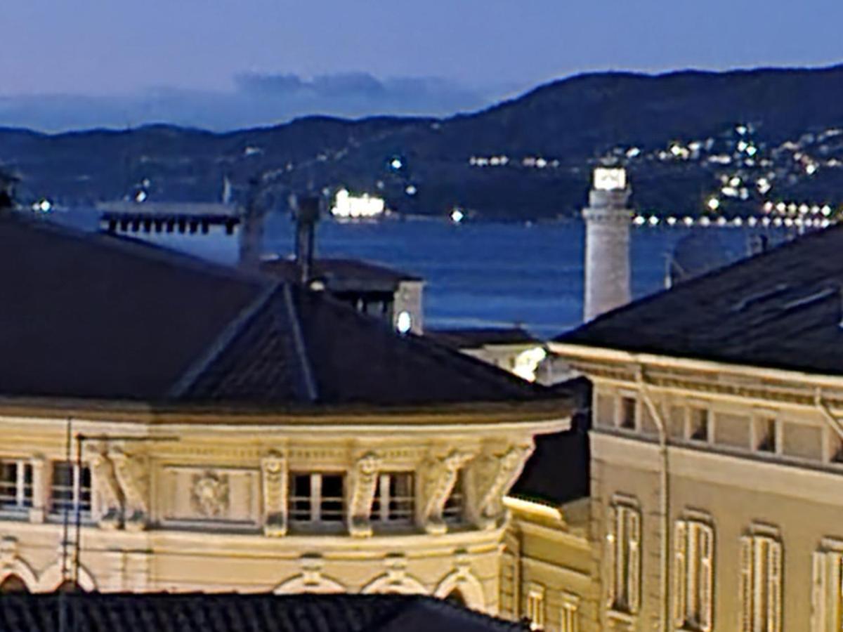 Le Petit Phare Leilighet Trieste Eksteriør bilde